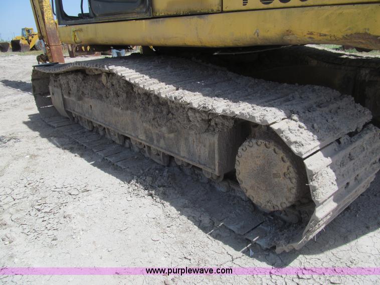 image for item I7057 1997 Komatsu PC300LC-6 excavator