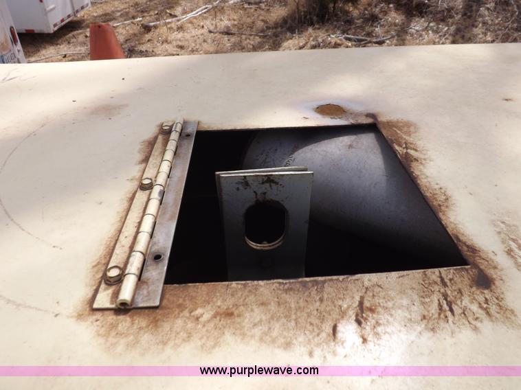 image for item I9022 1996 Leroi 2A219-178 air compressor