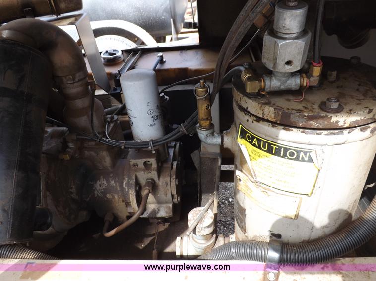 image for item I9022 1996 Leroi 2A219-178 air compressor