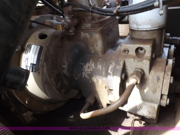 image for item I9022 1996 Leroi 2A219-178 air compressor