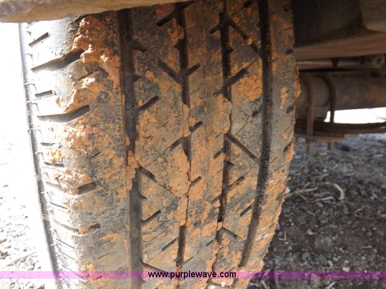 image for item I9022 1996 Leroi 2A219-178 air compressor