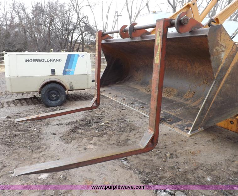 image for item I9023 2003 Case 580 Super M backhoe