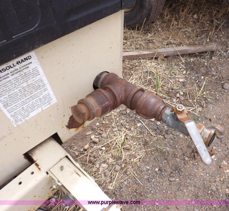 image for item I9025 2000 Ingersoll Rand 185WJD air compressor