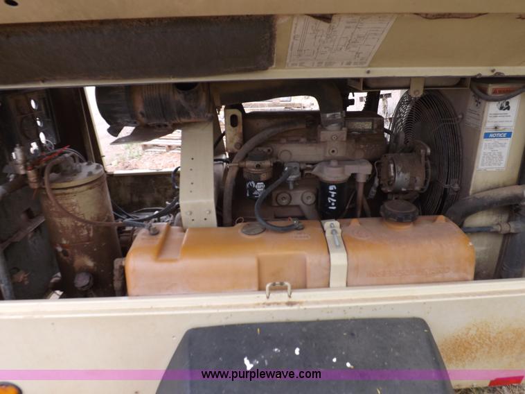 image for item I9025 2000 Ingersoll Rand 185WJD air compressor