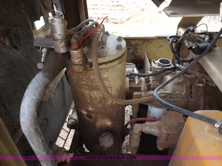 image for item I9025 2000 Ingersoll Rand 185WJD air compressor