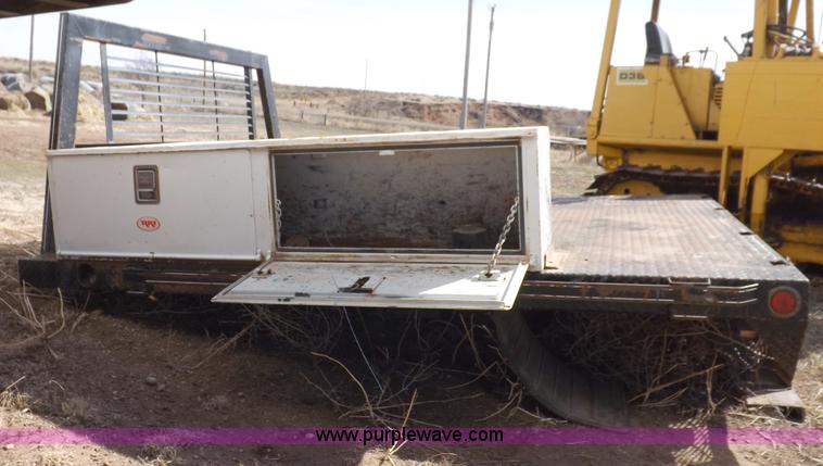 image for item I9035 Cadet flatbed