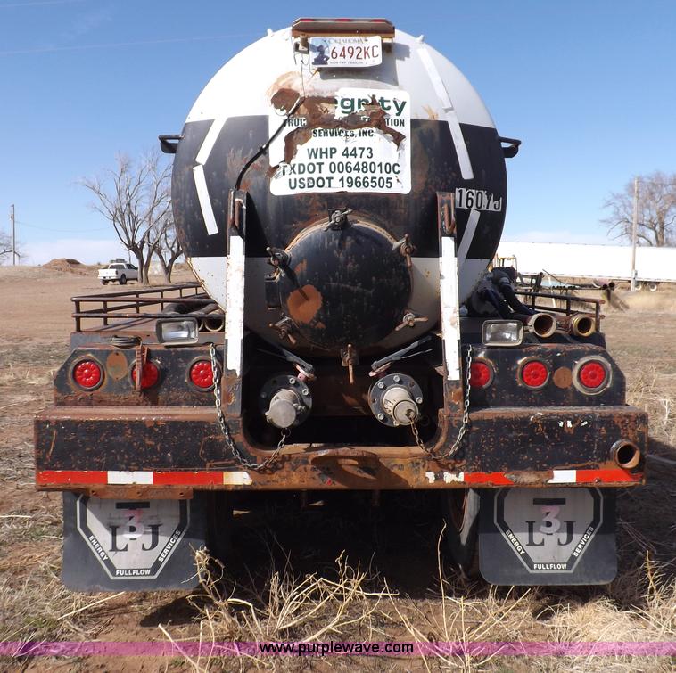 image for item I9036 1981 shop built barrel trailer