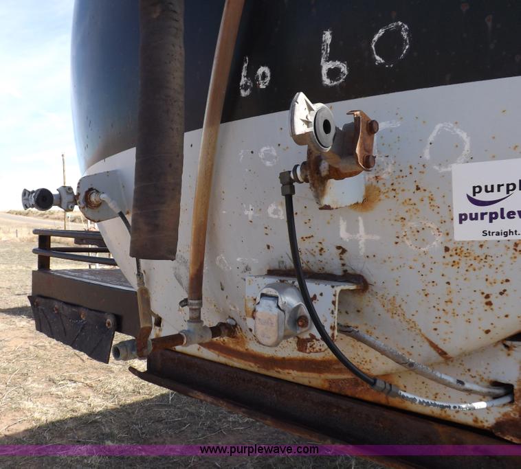 image for item I9036 1981 shop built barrel trailer