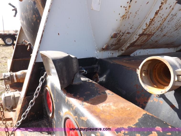 image for item I9036 1981 shop built barrel trailer