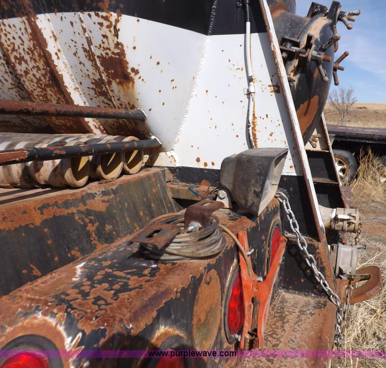 image for item I9036 1981 shop built barrel trailer