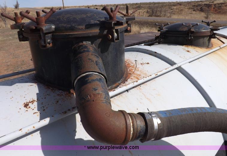 image for item I9036 1981 shop built barrel trailer