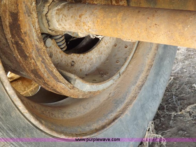 image for item I9036 1981 shop built barrel trailer