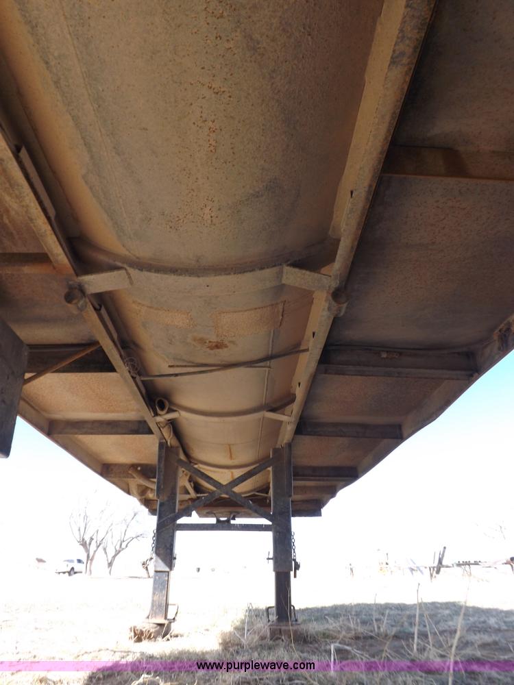 image for item I9036 1981 shop built barrel trailer