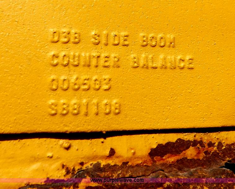 image for item I9037 1985 Caterpillar D3B dozer