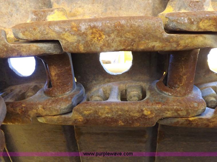 image for item I9037 1985 Caterpillar D3B dozer