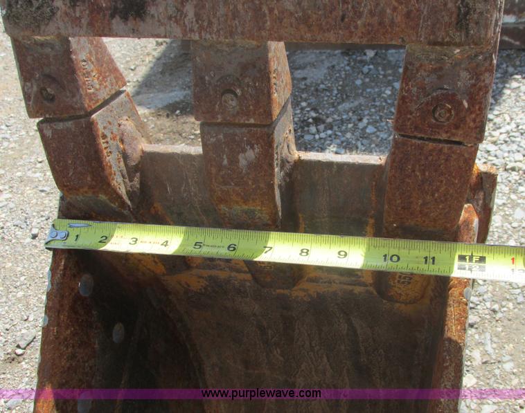 image for item I9653 2010 Case CX36B ZTS compact excavator