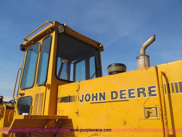image for item J3481 1992 John Deere 624E wheel loader