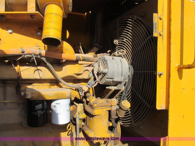 image for item J3481 1992 John Deere 624E wheel loader