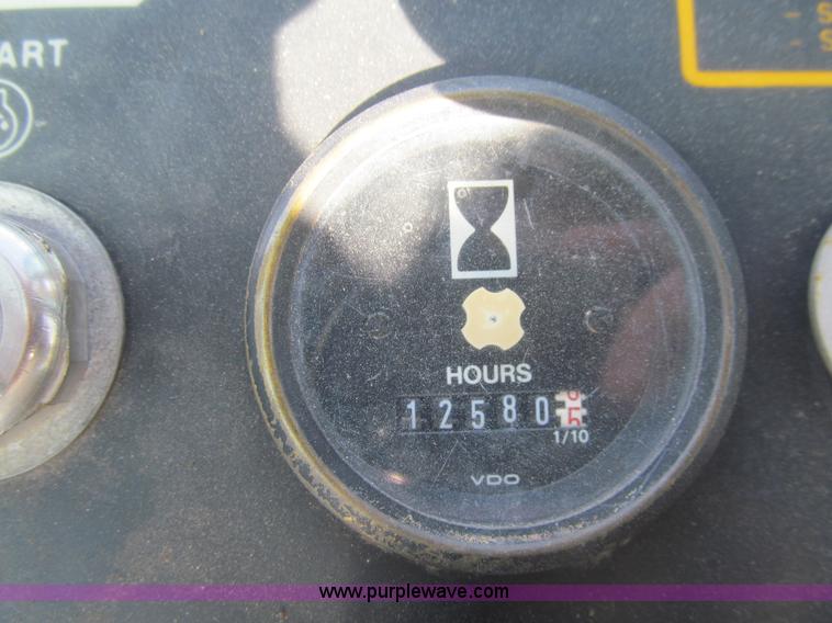 image for item J3481 1992 John Deere 624E wheel loader