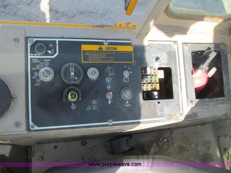 image for item J3481 1992 John Deere 624E wheel loader