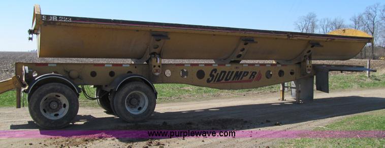 image for item E4701 2007 Sidumpr side dump trailer