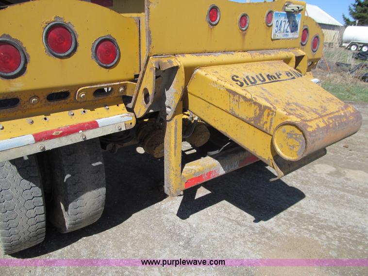 image for item E4701 2007 Sidumpr side dump trailer