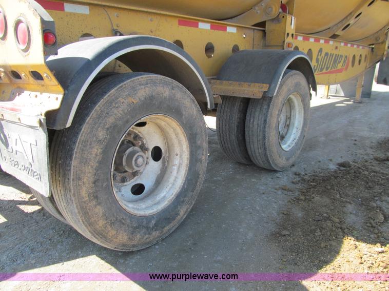 image for item E4701 2007 Sidumpr side dump trailer