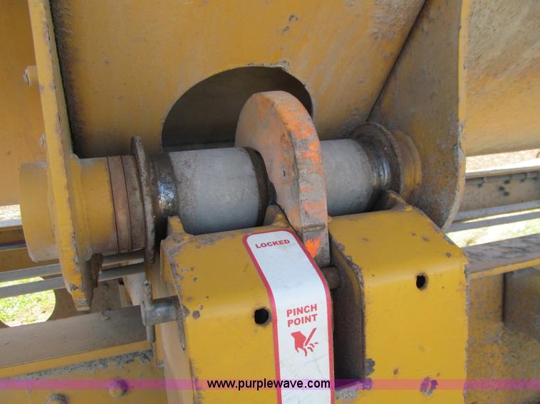 image for item E4701 2007 Sidumpr side dump trailer