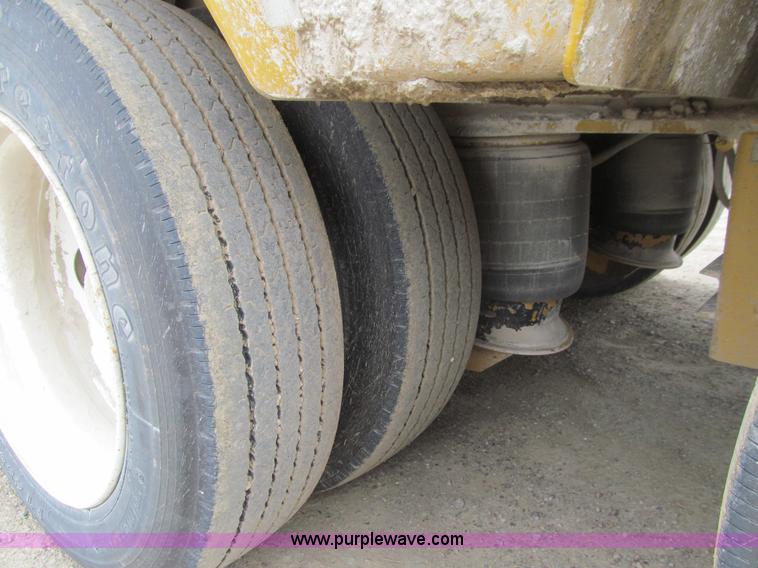 image for item E4702 2005 Load King 553SS triple axle lowboy trailer