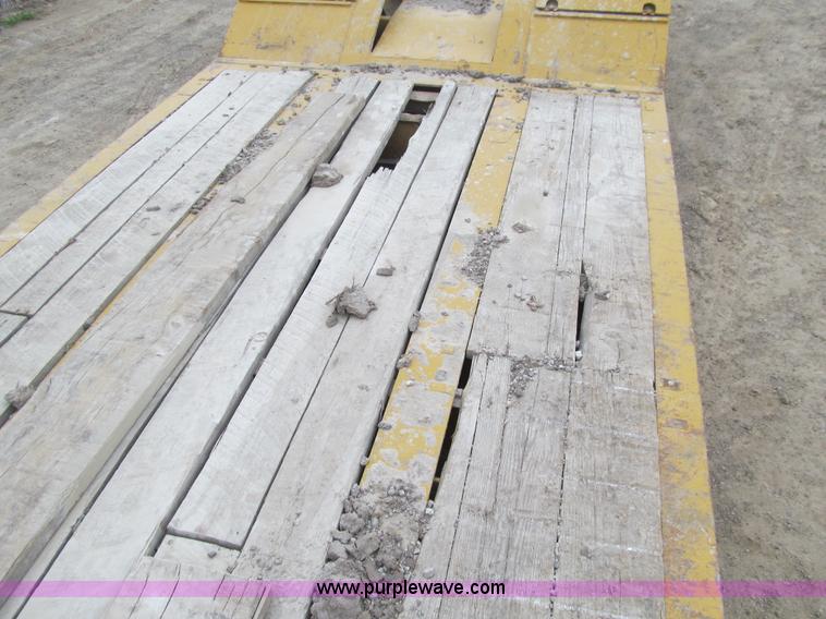 image for item E4702 2005 Load King 553SS triple axle lowboy trailer