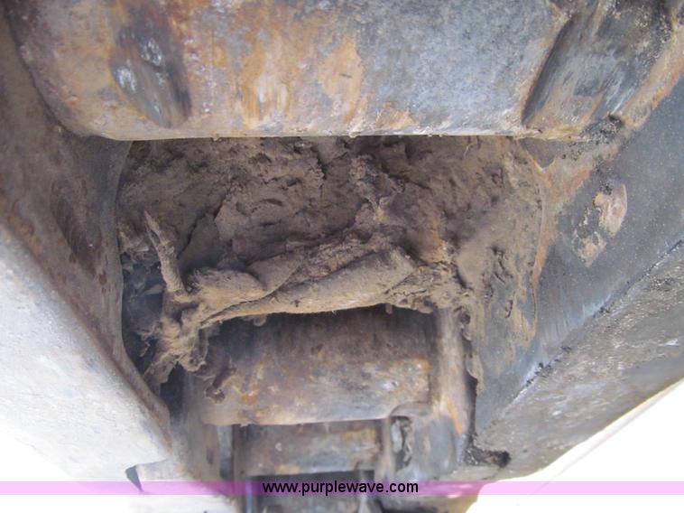 image for item E4703 1966 Caterpillar D8H dozer
