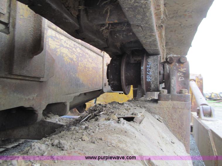 image for item E4703 1966 Caterpillar D8H dozer