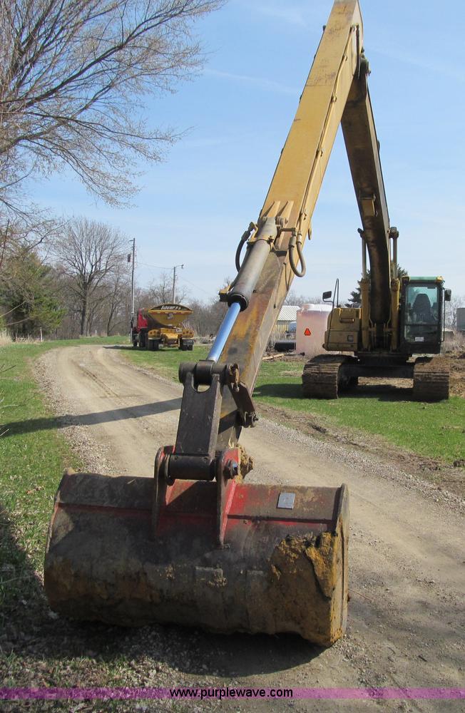 image for item E4704 2003 Caterpillar 325CL Long Reach excavator