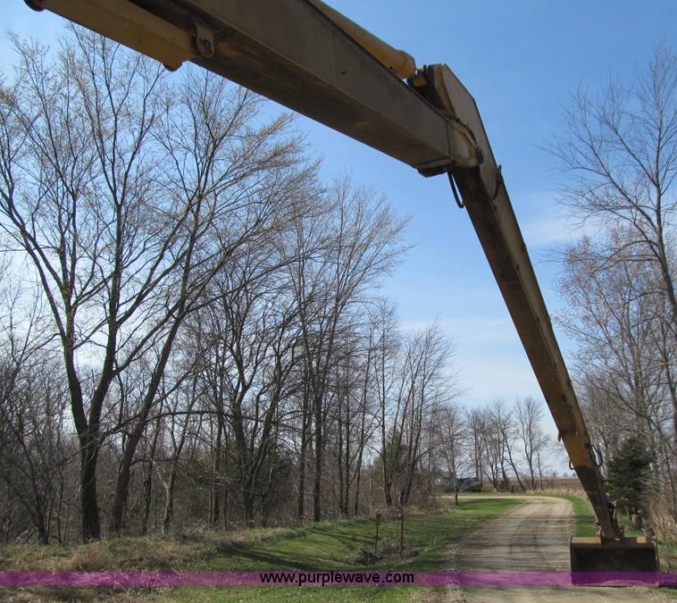 image for item E4704 2003 Caterpillar 325CL Long Reach excavator