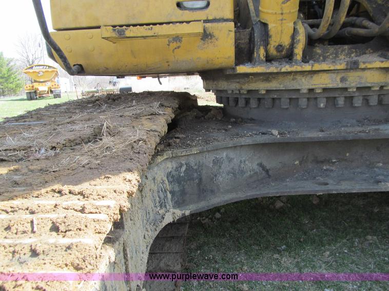 image for item E4704 2003 Caterpillar 325CL Long Reach excavator