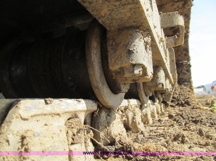 image for item E4704 2003 Caterpillar 325CL Long Reach excavator