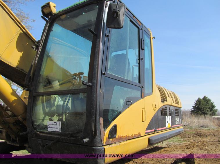 image for item E4704 2003 Caterpillar 325CL Long Reach excavator