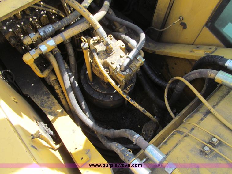image for item E4704 2003 Caterpillar 325CL Long Reach excavator