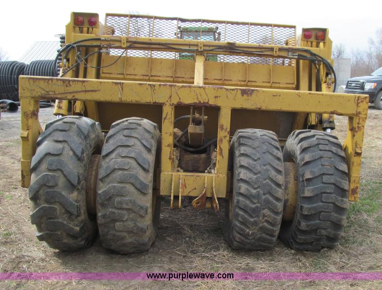 image for item E4705 Icon 15B hydraulic pull scraper