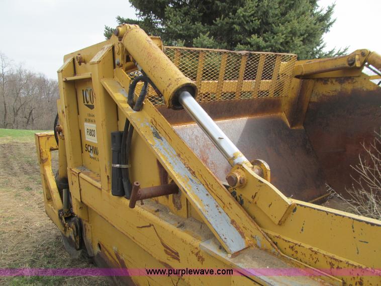 image for item E4705 Icon 15B hydraulic pull scraper