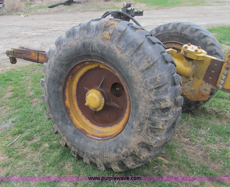 image for item E4706 Shop built single axle scraper dolly