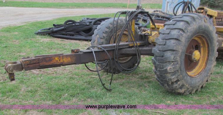 image for item E4706 Shop built single axle scraper dolly