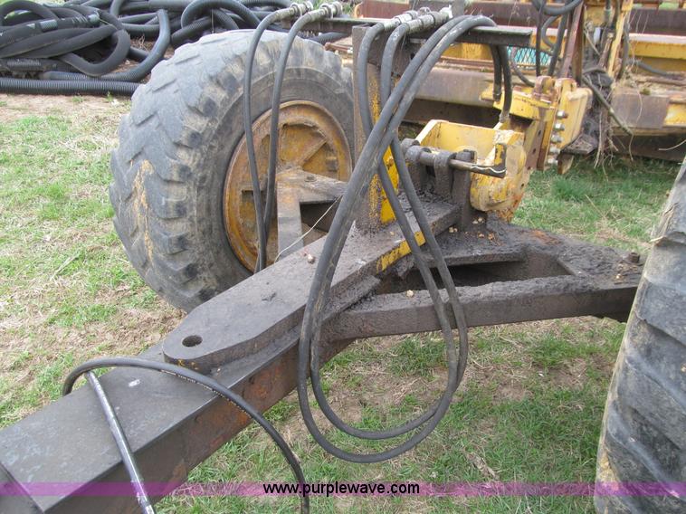 image for item E4706 Shop built single axle scraper dolly