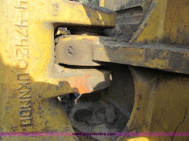 image for item E4707 1999 Caterpillar D5M LGP dozer