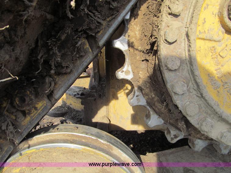 image for item E4707 1999 Caterpillar D5M LGP dozer