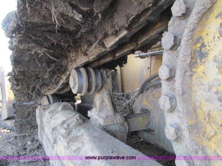 image for item E4707 1999 Caterpillar D5M LGP dozer