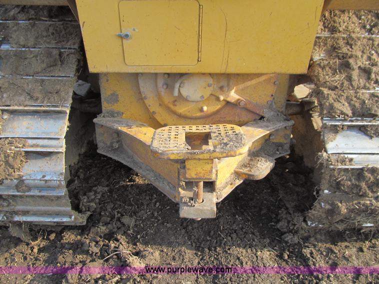 image for item E4707 1999 Caterpillar D5M LGP dozer