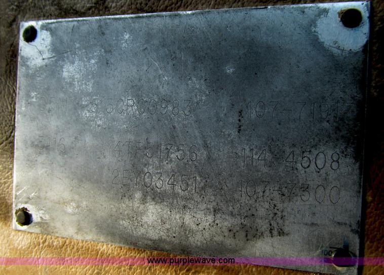 image for item E4707 1999 Caterpillar D5M LGP dozer