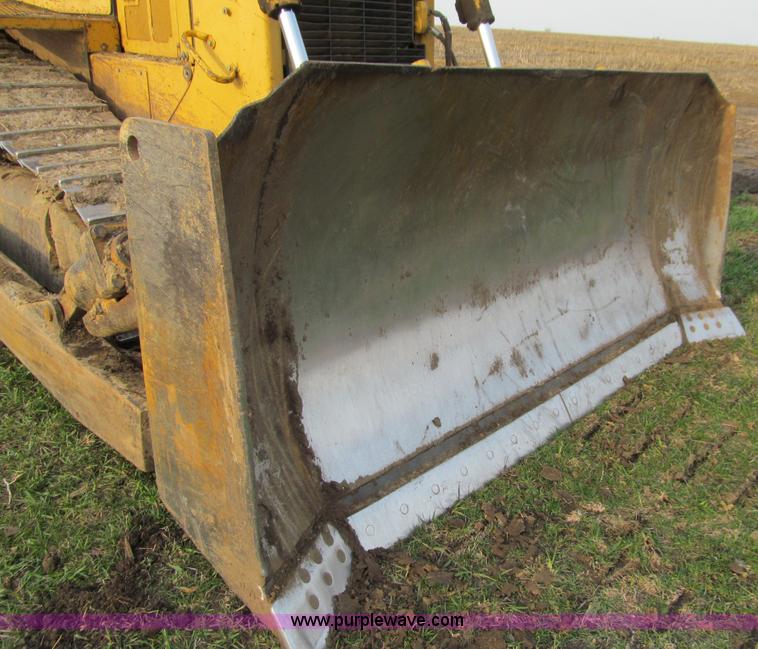 image for item E4709 1998 Caterpillar D6R XL dozer