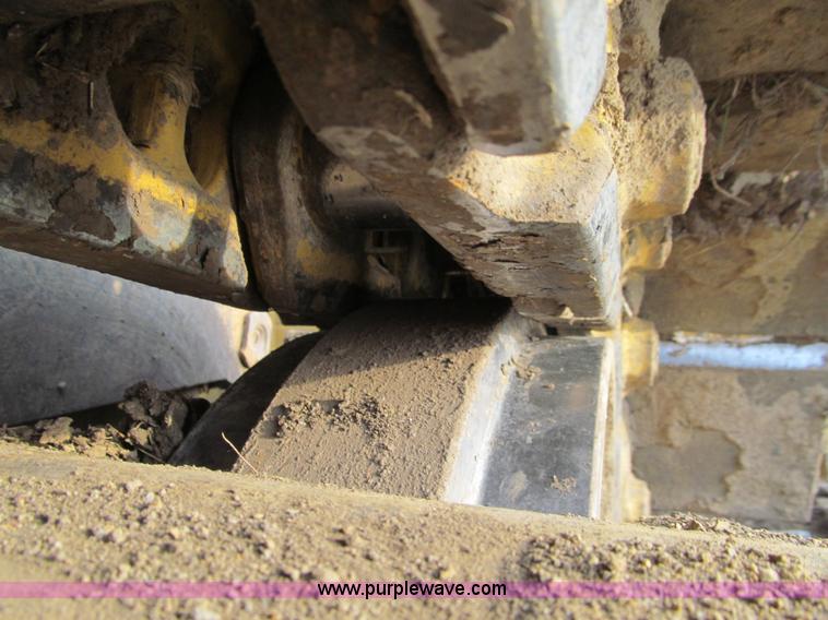 image for item E4709 1998 Caterpillar D6R XL dozer